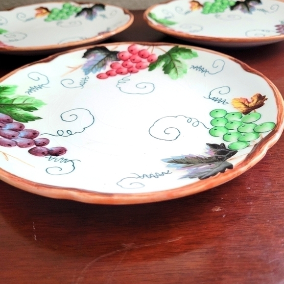 Vintage Rare 1950's Lefton Raised Grape Design Hand Painted Plate 8" Set… - Picture 5 of 14